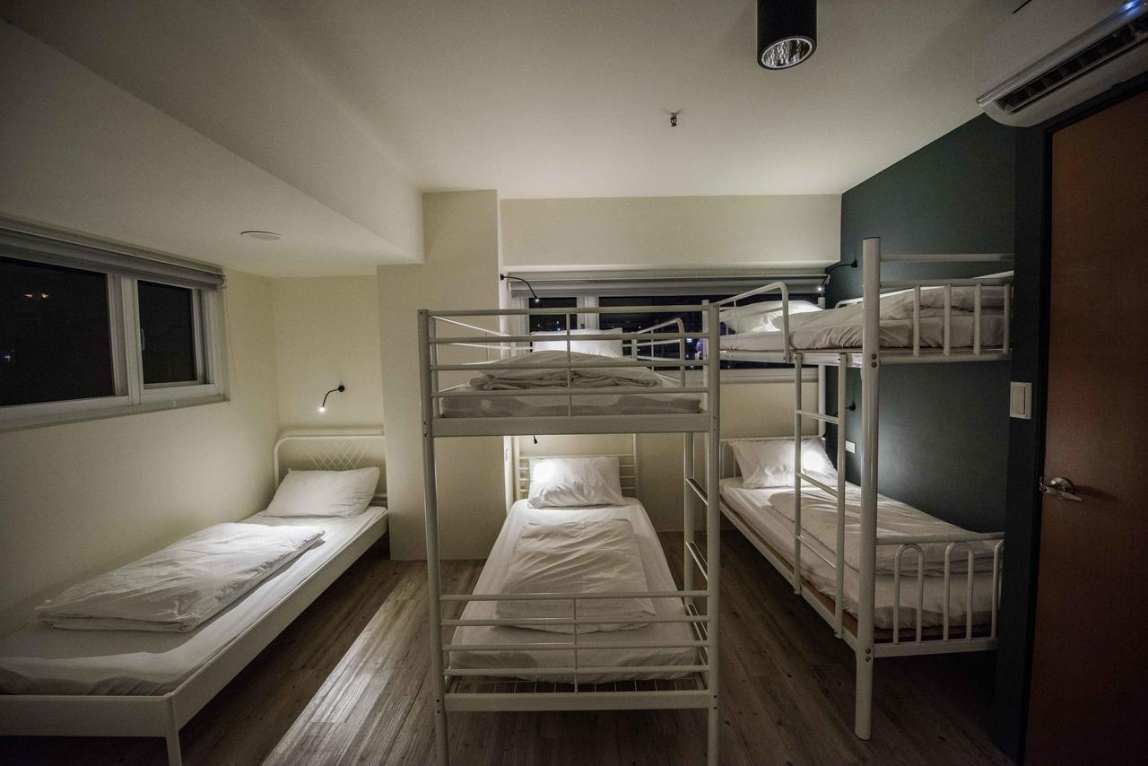Luftpause Hostel Kaohsiung Bagian luar foto
